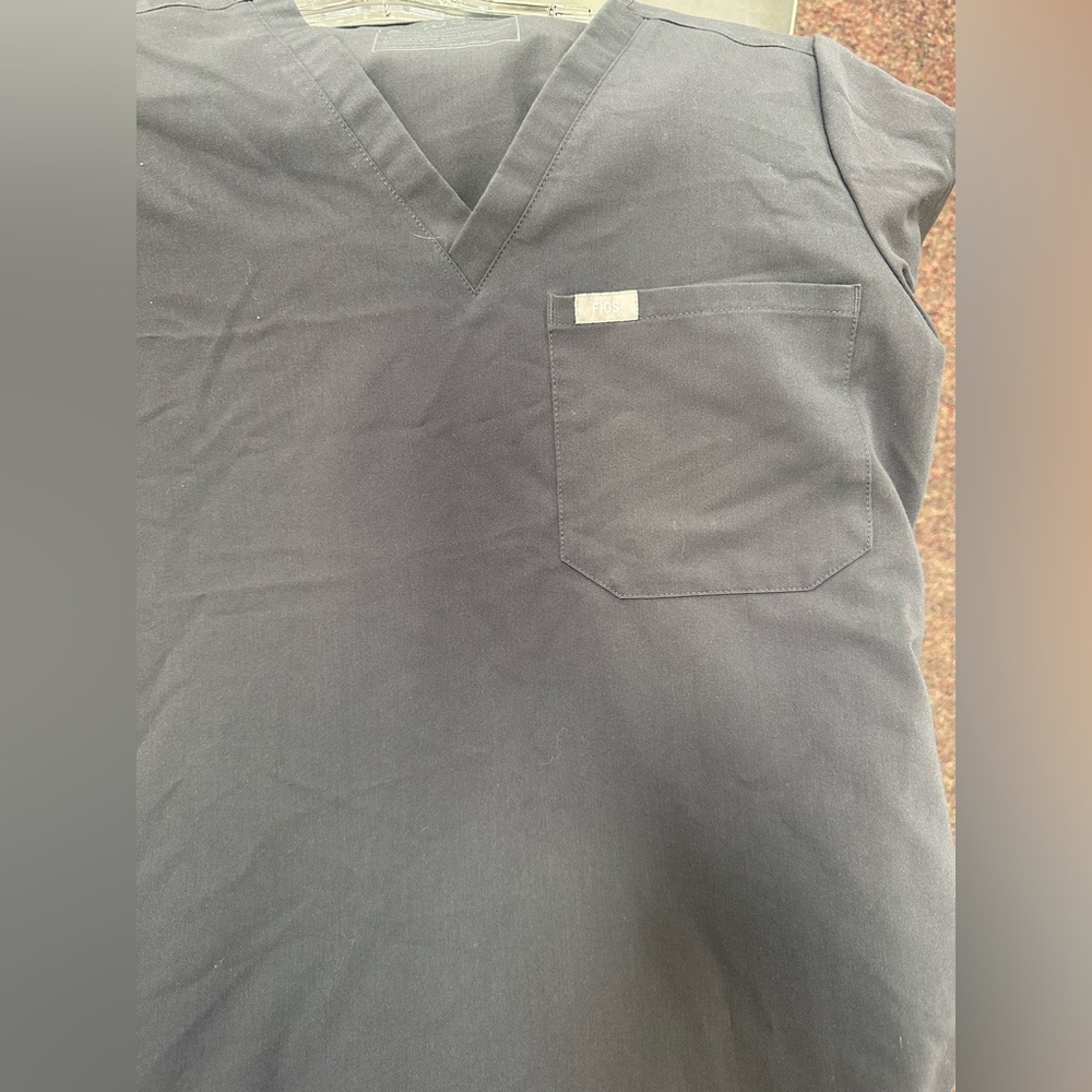 Charcoal Figs wore once ! Good condition just have an extra shirt don’t need